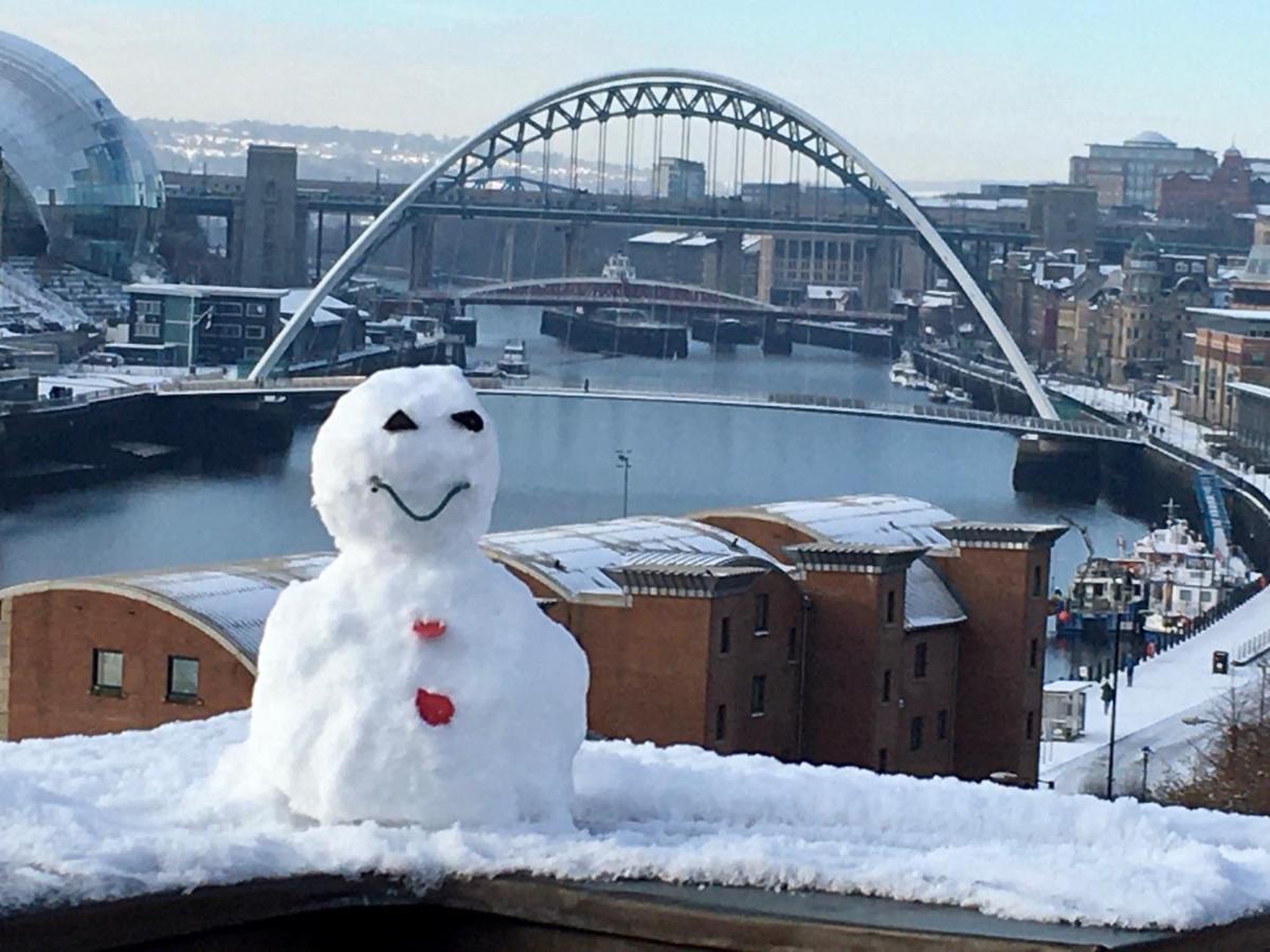 Ferienwohnung Beautiful Duplex Penthouse - Roof Garden, Views, Parking Newcastle upon Tyne Exterior foto